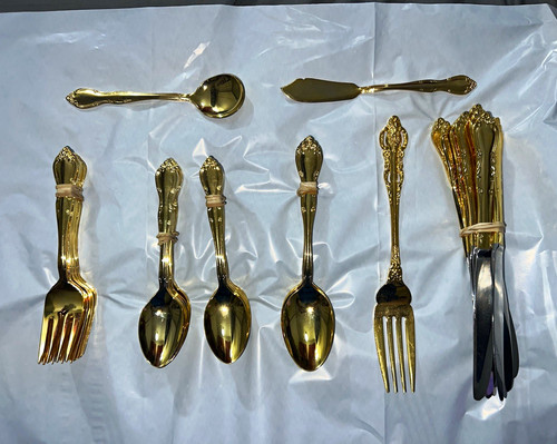 Vintage ornate baroque gold - ornate,
