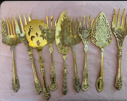 Solid brass ornate serving - 9,