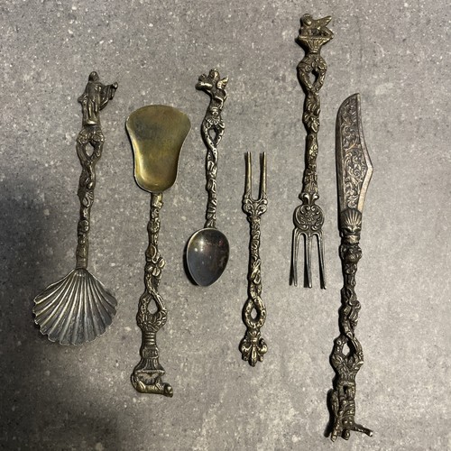 Set curious ornate - 7,