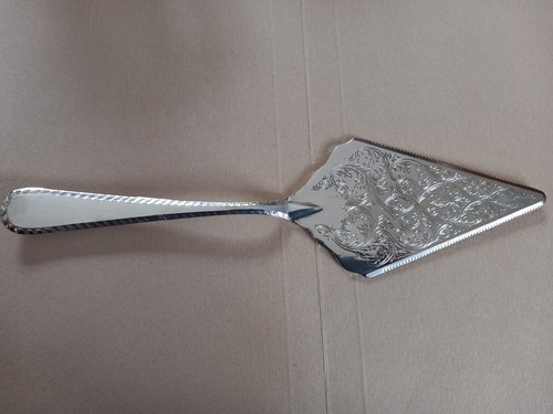 Vintage silver plated cake - silver,